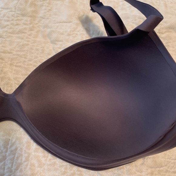 Victoria secret bra 38DD - Picture 5 of 5